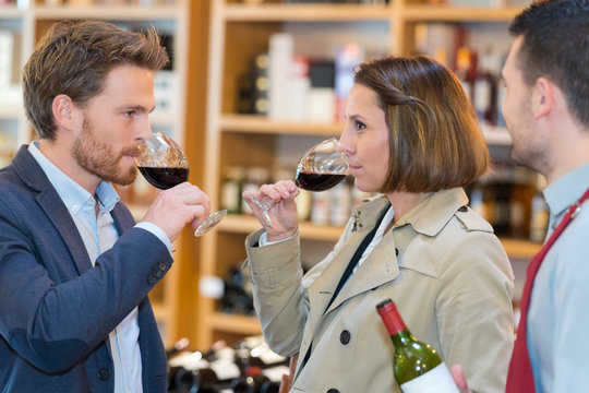 couple going wine tasting