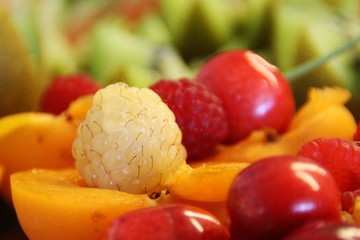 Weiße Himbeere / Obst