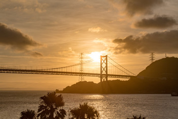 Obraz premium 関門海峡の日の出