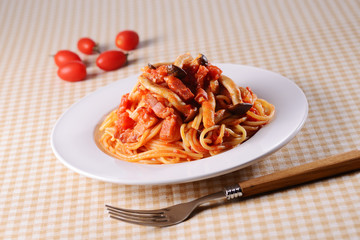 トマトソースのパスタイメージ
