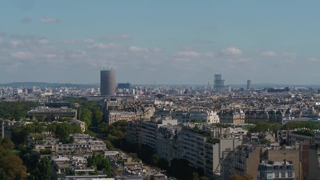Aerial France Paris 7th ARR August 2018 Sunny Day 90mm Zoom 4K Inspire 2 Prores

Aerial video of Paris in the 7th arrondissement district with a zoom lens.