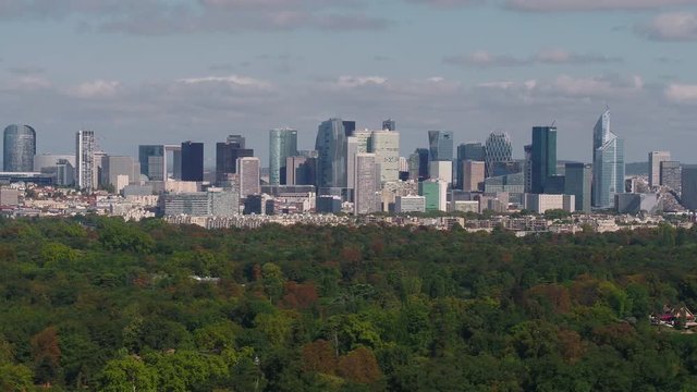 Aerial France Paris 7th ARR August 2018 Sunny Day 90mm Zoom 4K Inspire 2 Prores

Aerial video of Paris in the 7th arrondissement district with a zoom lens.