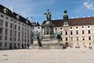 Fototapeta premium Innerer Burghof, Wien, Heldenplatz
