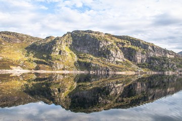 Spiegelung im Fjord