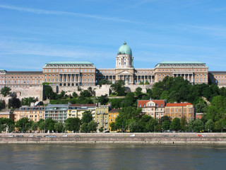 Fototapeta premium Hungary, Budapest. Panorama of the city with Royal Palace, Danube river and colorful houses on the embankment.