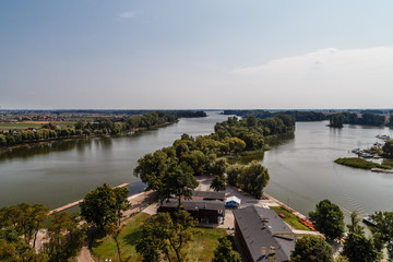 Widok na jezioro Gopło z Półwyspu Rzępowskiego © fotozen