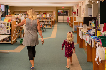 Librarian gives tour of the school library