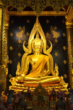 Phra Buddha Chinnarat, Buddha statue in Wat Phra Sri Rattana Mahathat Temple, Phitsanulok in Thailand.