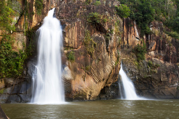 Fototapeta na wymiar Waterfall beautiful with white water