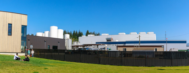 Fototapeta na wymiar Tillamook Cheese Factory building, on central Oregon coast.