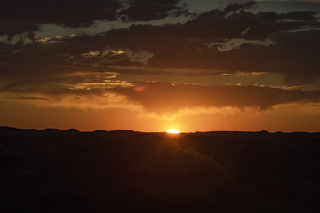 Fototapeta na wymiar Sunset over the North Dakota Badlands
