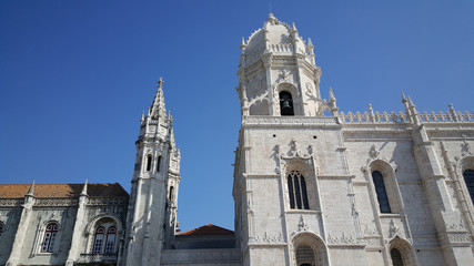 Fototapeta na wymiar Tumba de Camoes and the Jerónimos Monastery