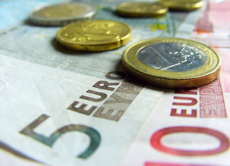 Geld Kleingeld M&uuml;nzen und Scheine 10&euro; 5&euro;