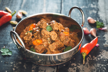 Boeuf Rendang, Plat Indonésien