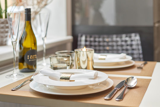 Table ready for the meal.