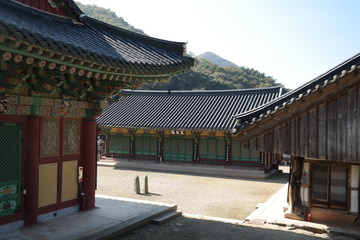 Fototapeta premium Bulgapsa Buddhist Temple