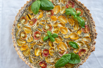 Tomaten Basilikum Quiche