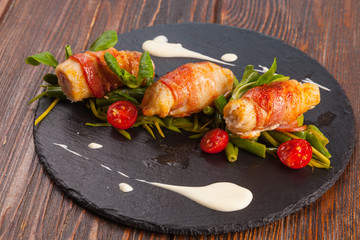 Meat rolls with Bacon with cherry sauce