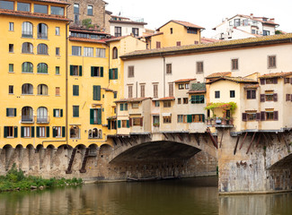 Fototapeta na wymiar view of the Ponte Vecchio