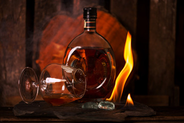 Brandy mit Eis und Feuer