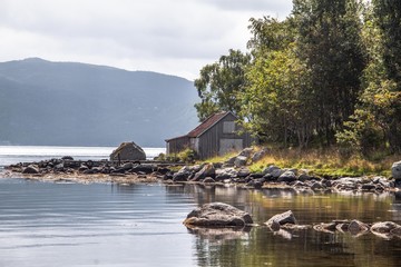 Fototapeta premium Spaziergang am Fjord