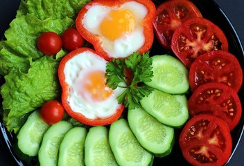 Easy breakfast fried egg and fresh vegetables