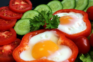 Easy breakfast fried egg and fresh vegetables
