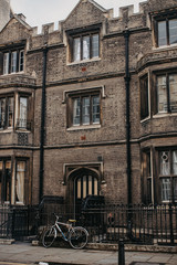 Fototapeta na wymiar old building in england