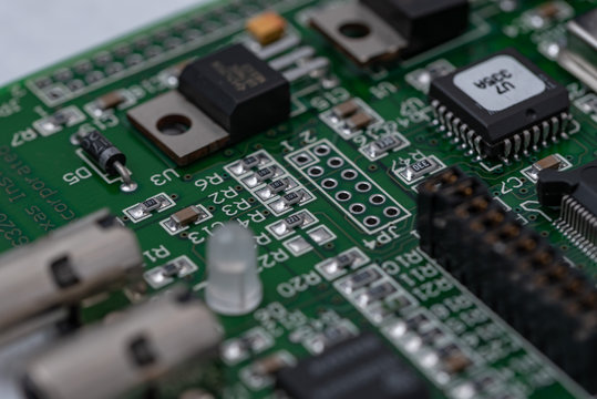 電子回路基板 - Powered by Adobe