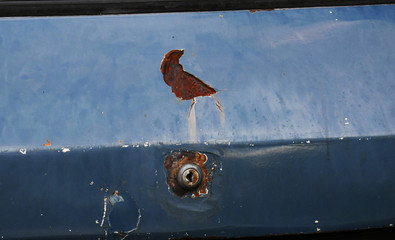 old auto keyhole