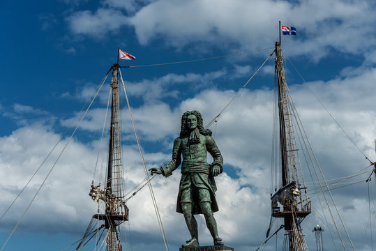 Impressionen aus Saint-Malo - Statue Ren&eacute; Duguay-Trouin