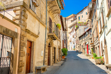 Fototapeta na wymiar Street in the historic part of the Italian city