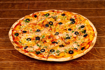 Pizza with salmon