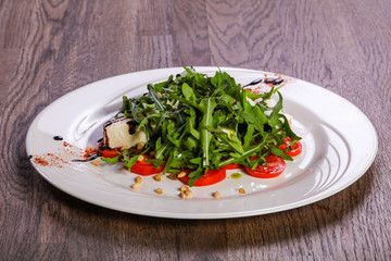 Caprese salad with arugula