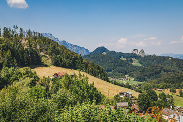 Obraz premium Idyllic mountain scenery in Hallein, Salzburg