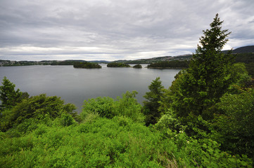 Fototapeta na wymiar Lake Norwegian Nordas.