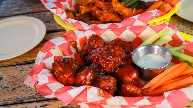 Boneless & Wings