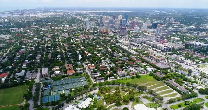 FORT LAUDERDALE CITY SW DT SLIGHT RAIN 1