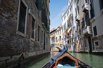 gondola in venice ride turist