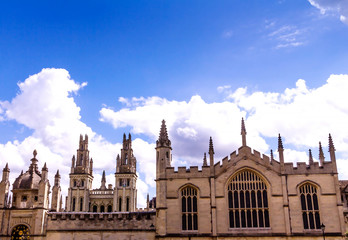 Bodleian Libraries . Oxford