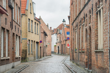 Fototapeta na wymiar Beautiful street view of the Brugge city