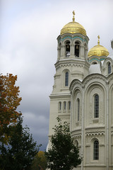 sea cathedral in Kronstadt / landscape overlooking the big cathedral in Petersburg, Kronstadt view