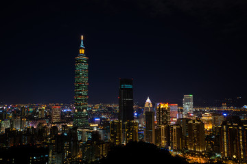 Landscape of the beautiful Taipei 101 It is located in the middle of the city and is the tallest building in Taiwan. Taipei cityscape with Taipei 101 taken from the elephant mountain. 28 Nov 2017