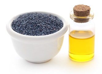 Poppy seeds with essential oil