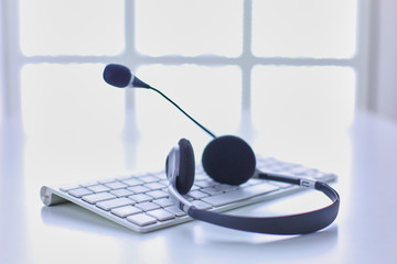 Communication support, call center and customer service help de