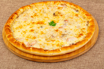 Pizza with seafood