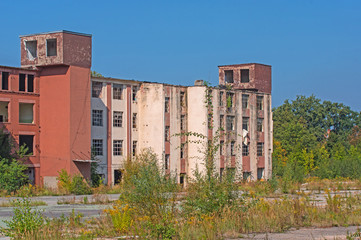 Budynki starej fabryki. © boguslavus