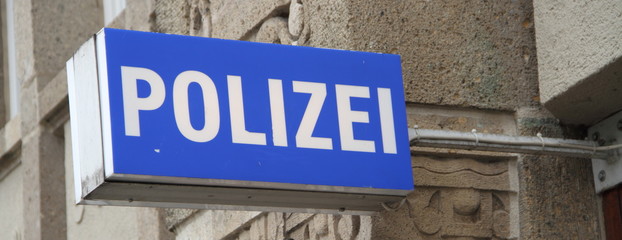 Schild einer Polizeiwache 1
