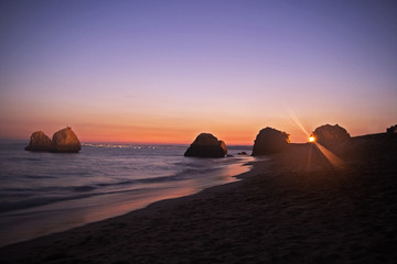 Felsen im Wasser, Algarve, Portugal /  Idyllic beach