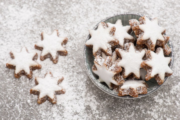Zimtsterne traditionelles Weihnachtsgebäck